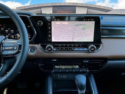 New 2026 GMC Canyon AT4 image 7