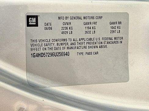 Used 2006 Buick Lucerne CXL w/ Luxury Package image 25