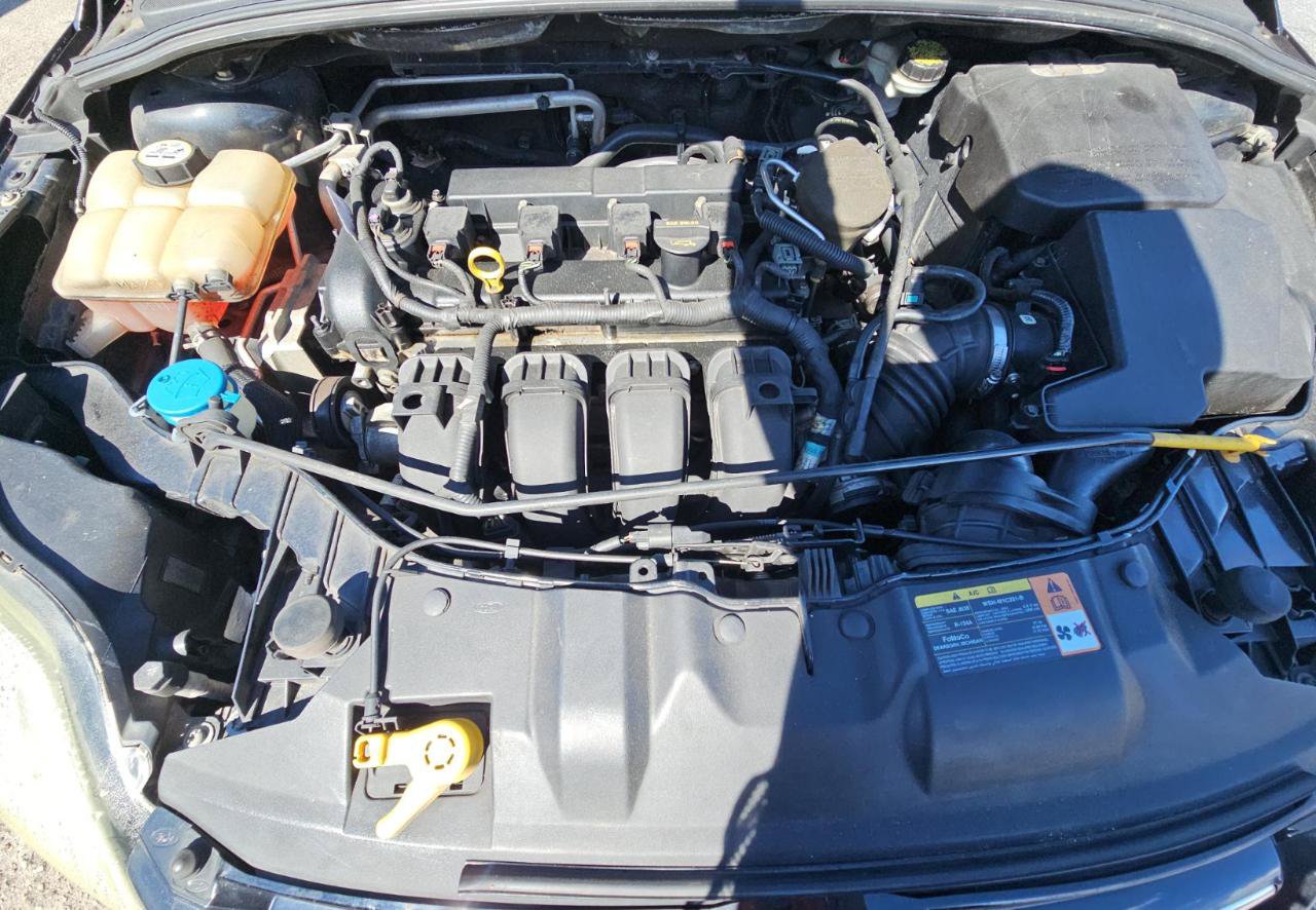 Used 2013 Ford Focus Titanium w/ Titanium Handling Pkg FWD image 17