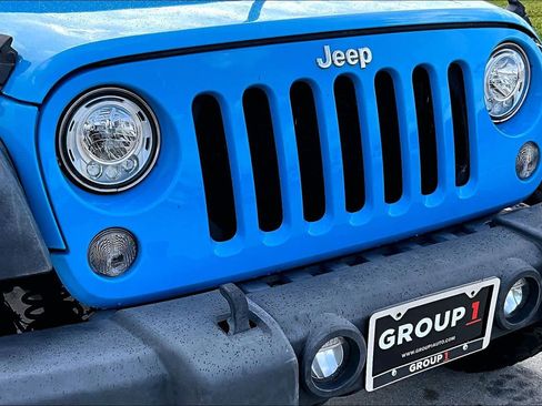 Used 2018 Jeep Wrangler Unlimited Sport S image 29