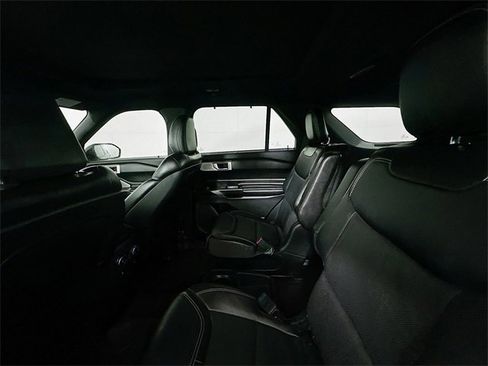 Used 2020 Ford Explorer ST w/ ST Street Pack image 26