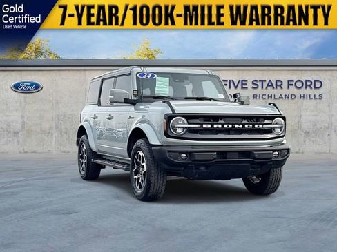 Used 2024 Ford Bronco Outer Banks image 1