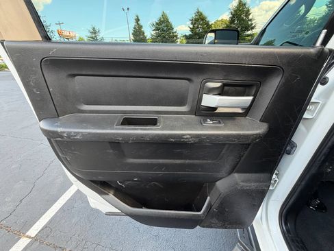 Used 2019 RAM 3500 Tradesman AWD/4WD image 17