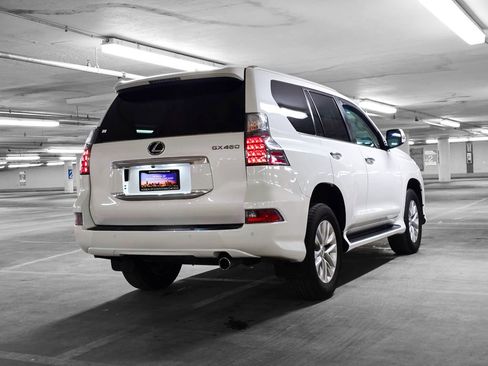 Used 2021 Lexus GX 460 Premium image 6
