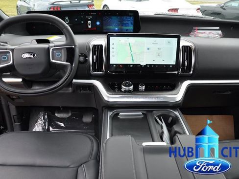 New 2025 Ford Expedition Platinum w/ Stealth Appearance Package image 12