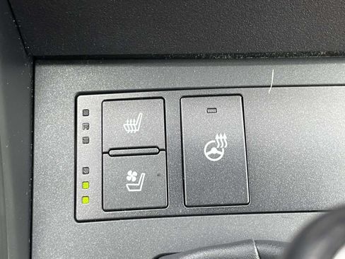 Used 2024 Lexus IS 300 w/ Comfort Package RWD image 28