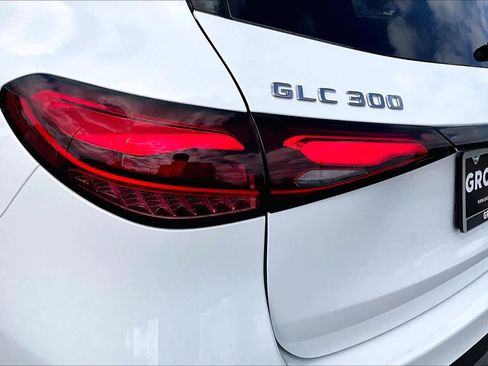 New 2026 Mercedes-Benz GLC 300 4MATIC image 6