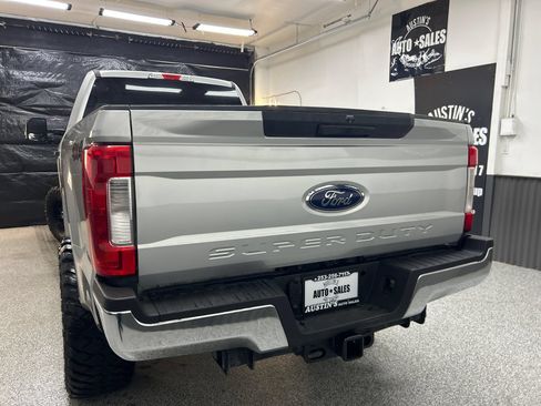 Used 2018 Ford F350 XLT AWD/4WD image 5
