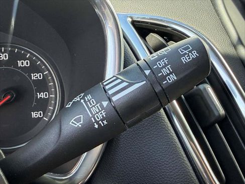 Used 2024 Chevrolet Equinox LT AWD/4WD image 27