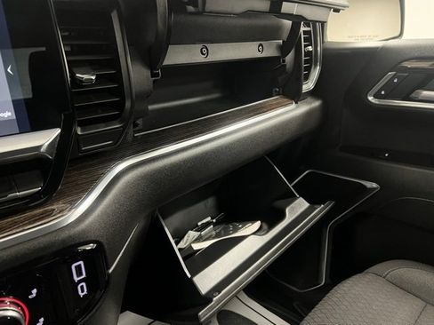 Used 2024 GMC Sierra 1500 Elevation image 43