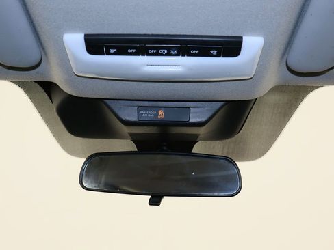 Used 2025 Nissan Kicks S image 23