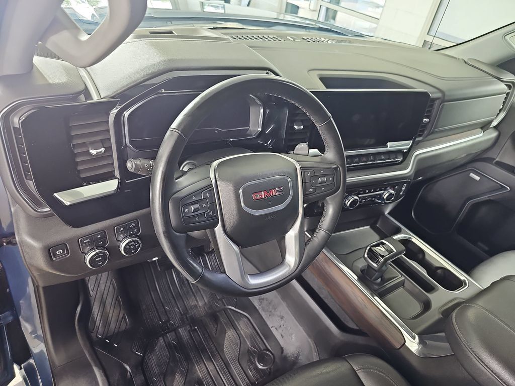 Certified 2024 GMC Sierra 1500 SLT w/ SLT Premium Package AWD/4WD image 19