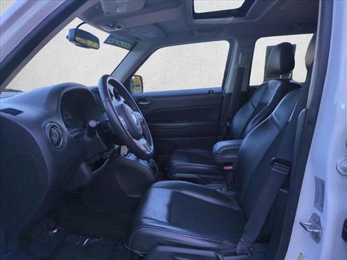 Used 2017 Jeep Patriot 75th Anniversary w/ Power Value Group image 15