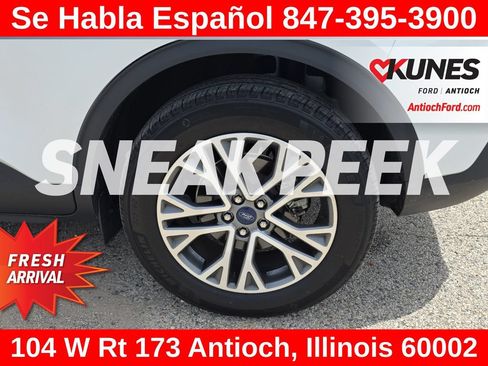 Certified 2022 Ford Escape SEL AWD/4WD image 19