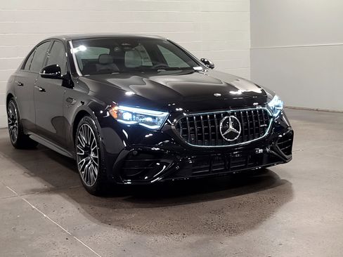 New 2026 Mercedes-Benz E 53 AMG e 4MATIC Sedan image 2