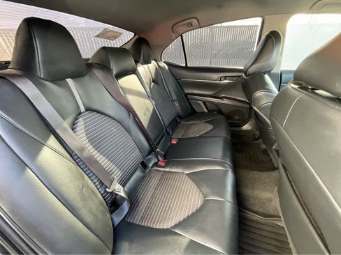 Used 2021 Toyota Camry SE image 24