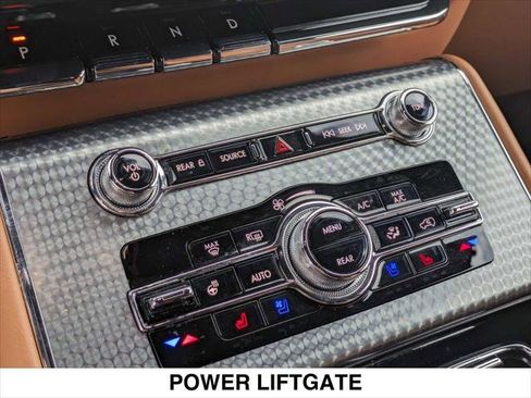 Used 2023 Lincoln Aviator Black Label w/ Dynamic Handling Package AWD/4WD image 22