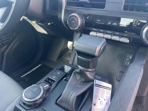 Certified 2024 Toyota Tacoma SR5 image 9