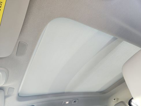 Certified 2023 Volvo XC40 B5 Plus w/ Driver Assist Package image 26