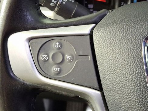 Used 2019 GMC Acadia SLT w/ Black Edition image 28