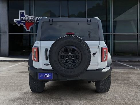 Used 2024 Ford Bronco Wildtrak image 4