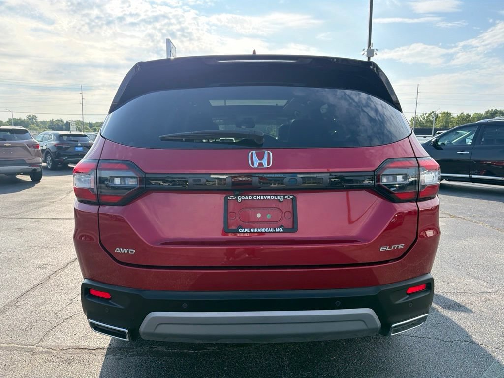 Used 2023 Honda Pilot Elite image 4