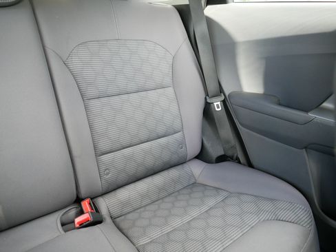 Used 2018 Kia Niro FE FWD image 14