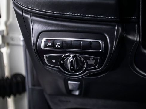 Used 2019 Mercedes-Benz G 550 G 550 image 40