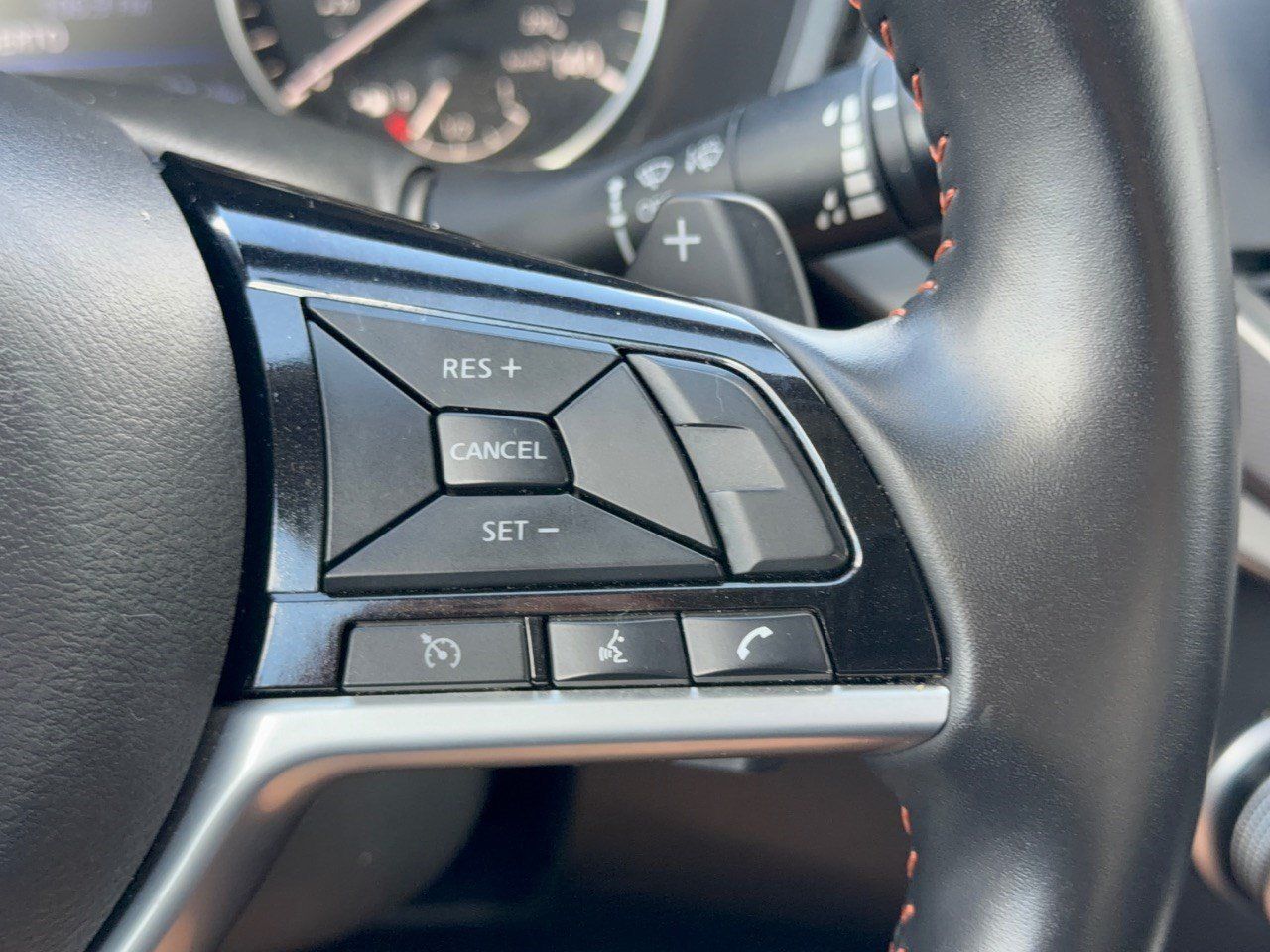 Used 2025 Nissan Altima 2.5 SR FWD image 19