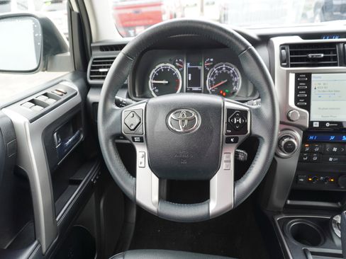 Used 2022 Toyota 4Runner Limited image 16