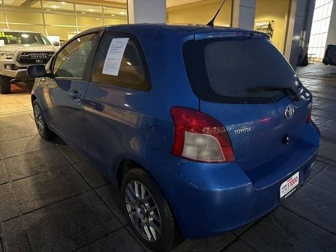 Used 2008 Toyota Yaris 2-Door Hatchback image 5