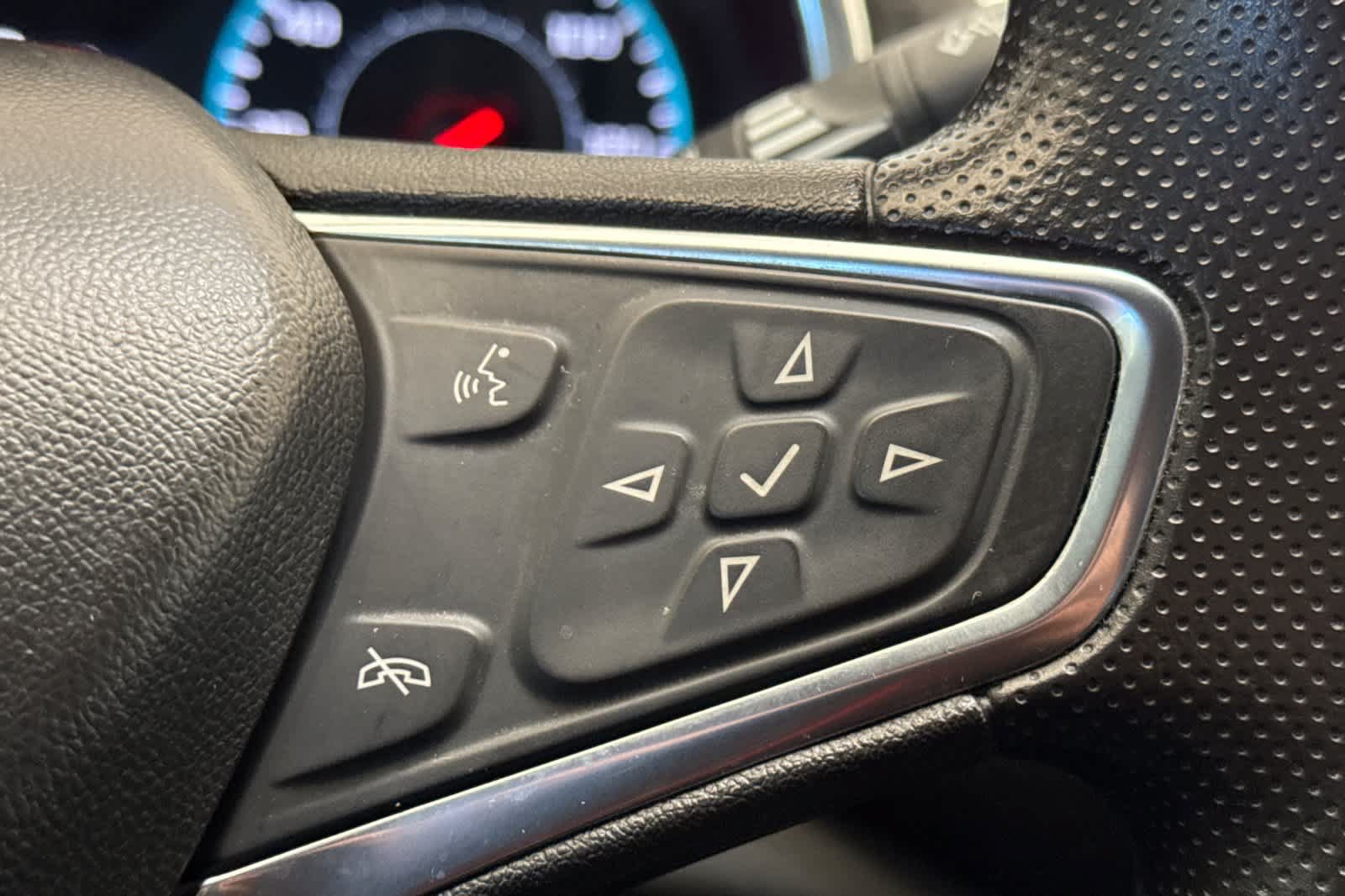 Used 2020 Chevrolet Malibu LT FWD image 26