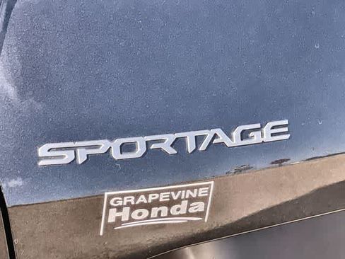 Used 2023 Kia Sportage EX FWD image 8
