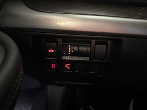 Used 2018 Subaru Legacy 2.5i Limited image 15