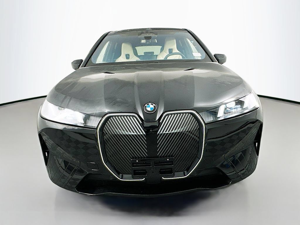 Used 2026 BMW iX xDrive45 AWD/4WD image 2