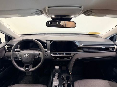 Used 2025 Toyota Camry LE FWD image 12