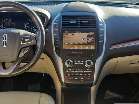 Used 2019 Lincoln MKC Select w/ Select Plus Package image 19