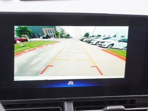 Used 2025 Chevrolet Trax ACTIV w/ Sunroof Package FWD image 24