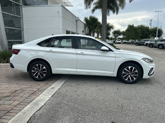 Used 2026 Volkswagen Jetta S FWD image 5