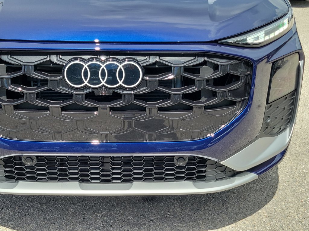 New 2026 Audi Q3 quattro 2.0T AWD/4WD image 10
