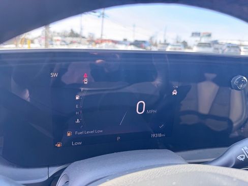 Used 2024 Buick Envista Sport Touring w/ Convenience I Package image 17