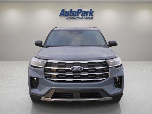 New 2026 Ford Explorer Active image 2
