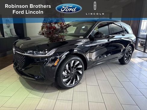 New 2026 Lincoln Nautilus Black Label w/ Jet Appearance Package image 1