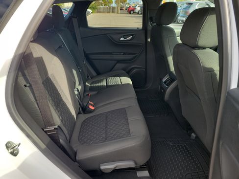 Used 2021 Chevrolet Blazer LT image 12