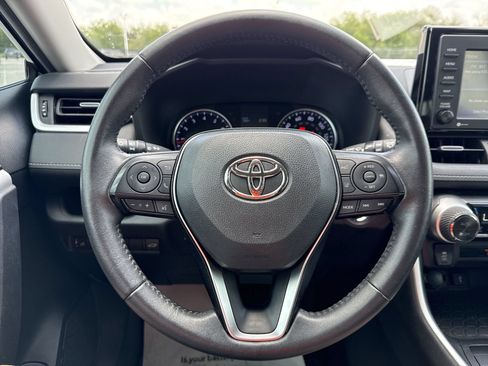 Certified 2022 Toyota RAV4 XLE Premium FWD image 11