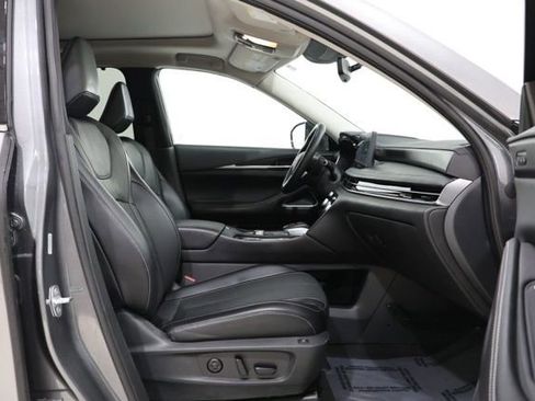 Used 2023 INFINITI QX60 Sensory AWD/4WD image 37