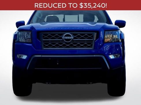 New 2024 Nissan Frontier SV w/ SV Convenience Package image 3