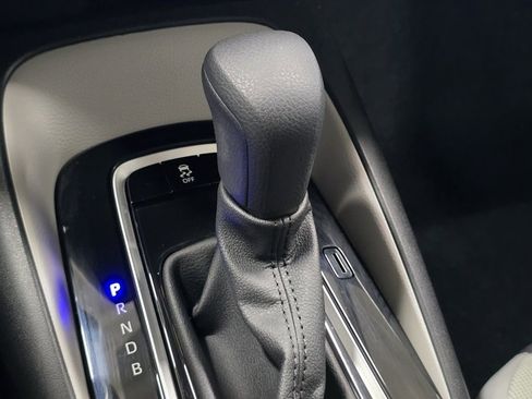 Used 2023 Toyota Corolla LE image 26