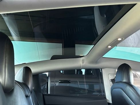 Used 2020 Tesla Model 3 Long Range AWD/4WD image 24