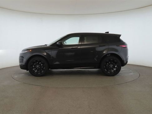 New 2024 Land Rover Range Rover Evoque Dynamic SE image 5